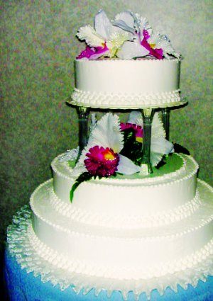 la_sures_wedding_cake2